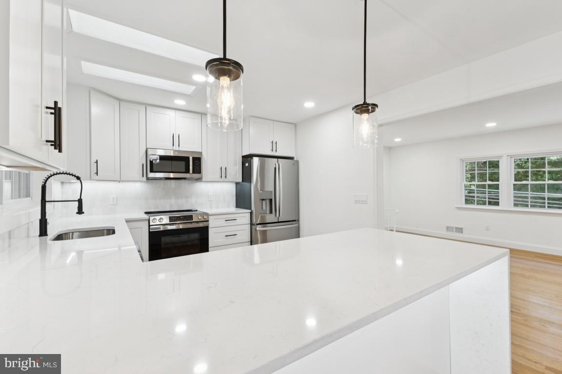 BELLEVUE FOREST - Residential