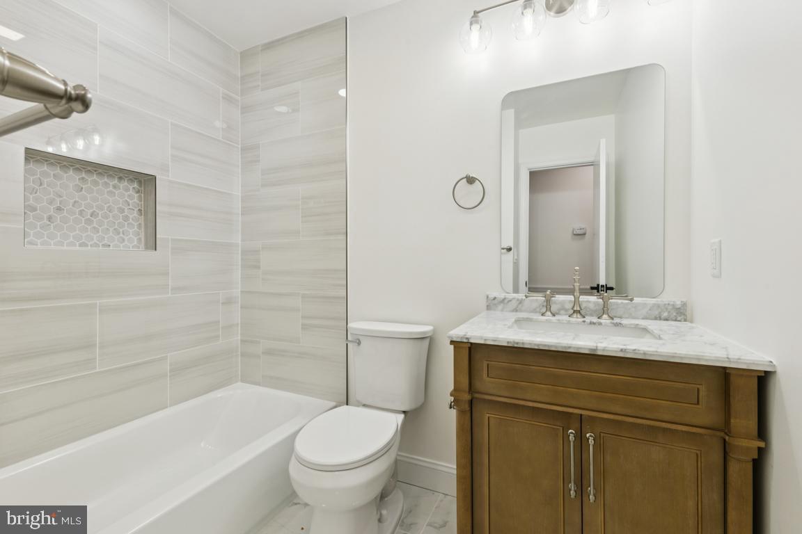 BELLEVUE FOREST - Residential