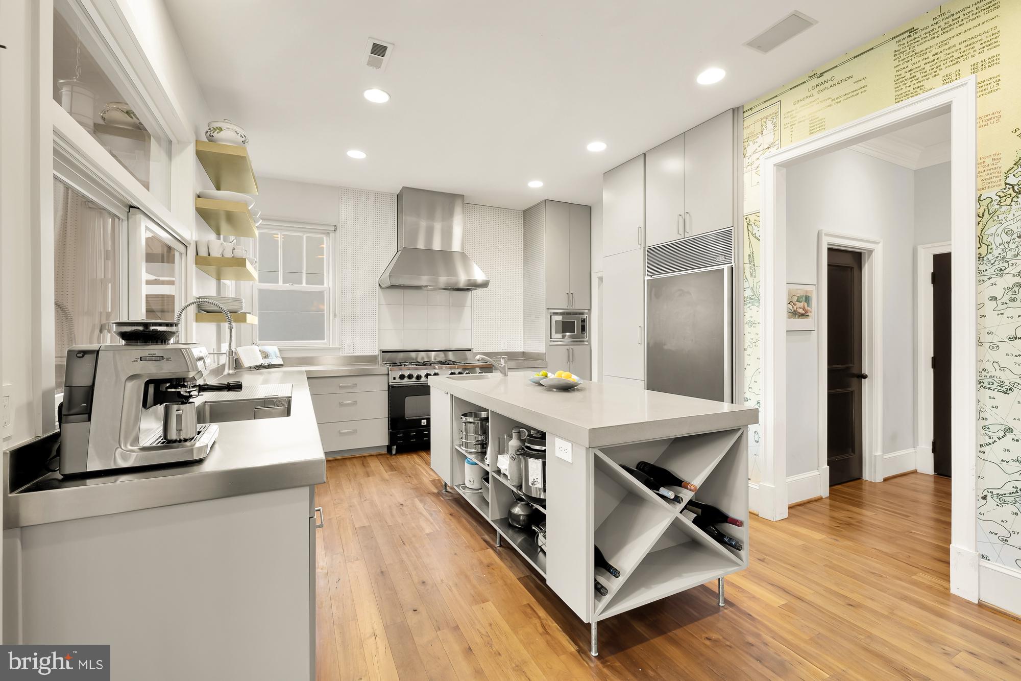 CHEVY CHASE - Residential