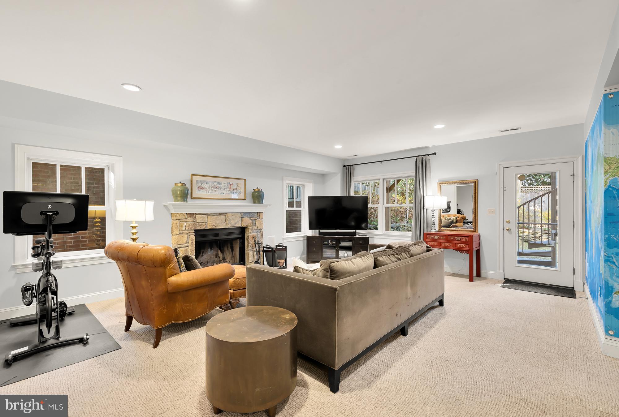 CHEVY CHASE - Residential