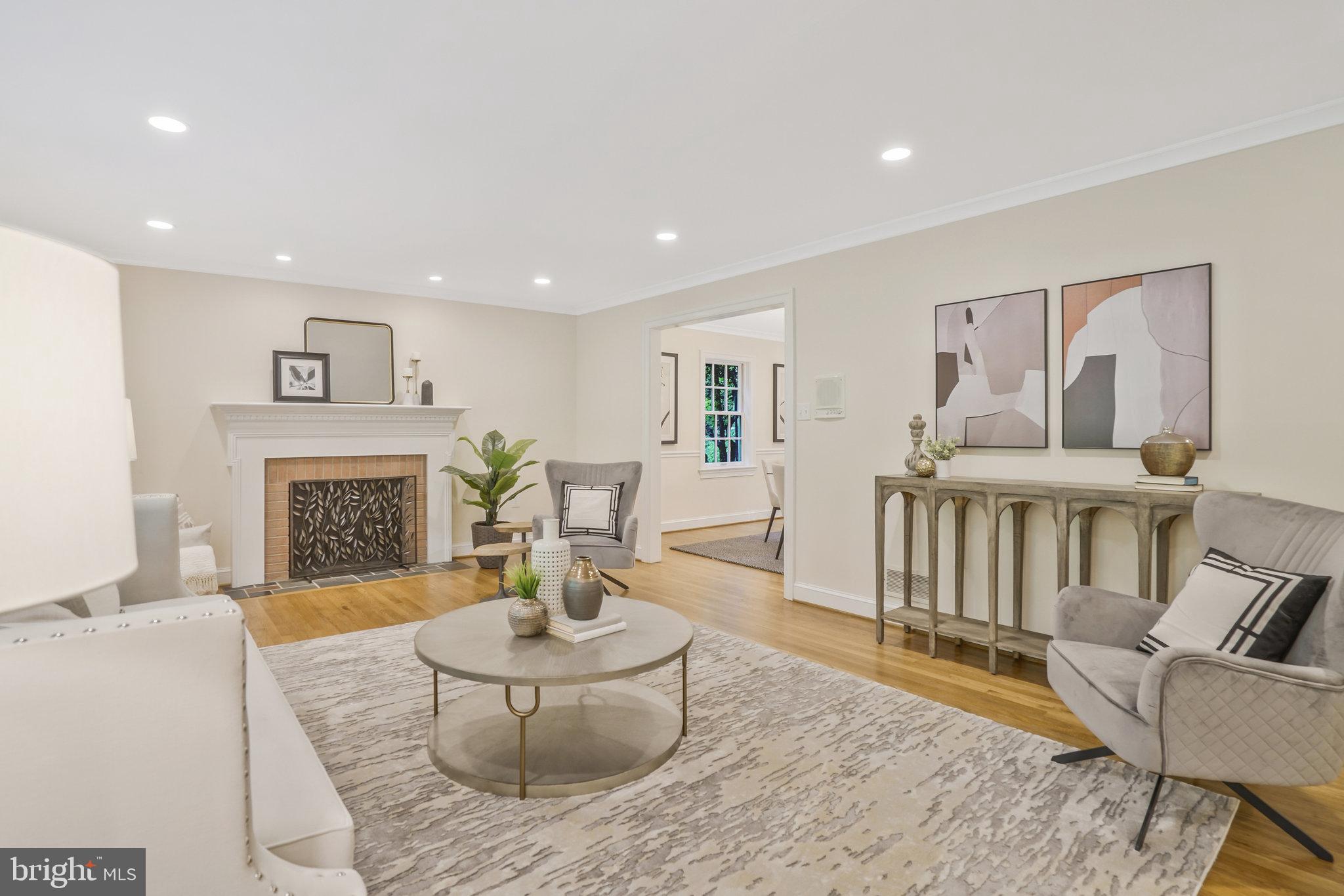 CHAIN BRIDGE FOREST - Residential