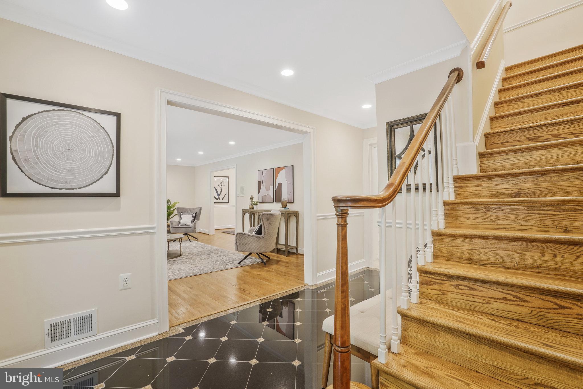 CHAIN BRIDGE FOREST - Residential