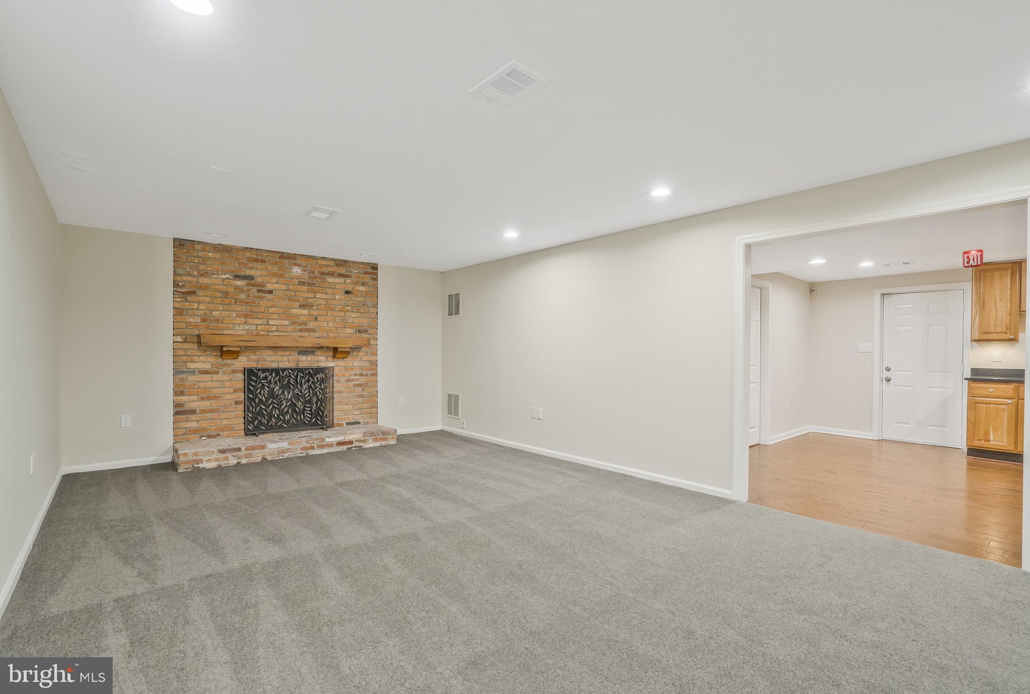 CHAIN BRIDGE FOREST - Residential