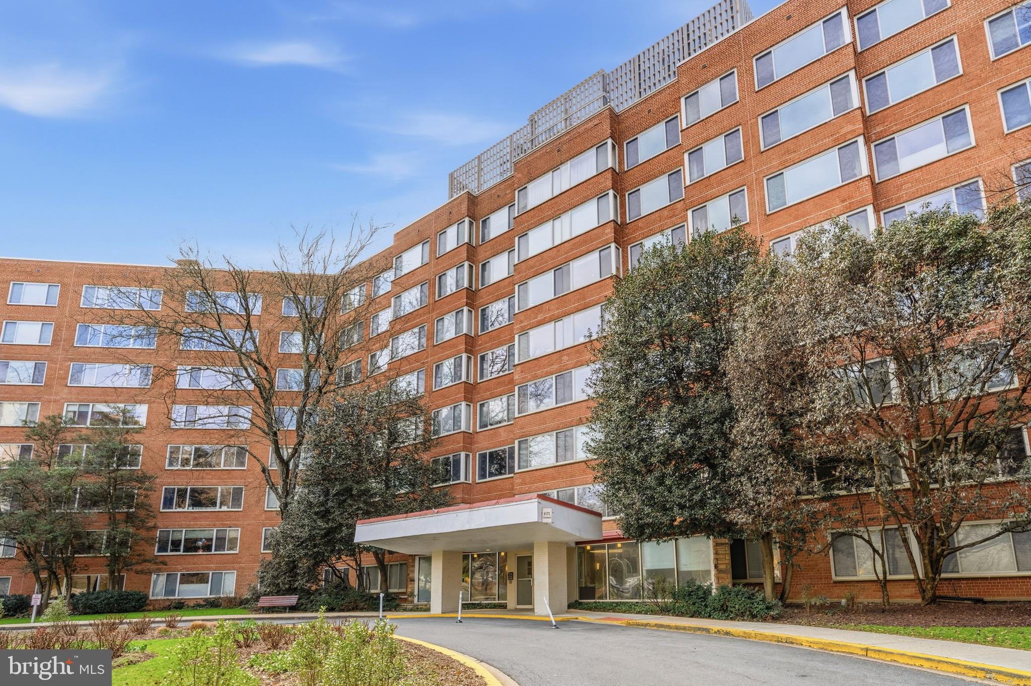 4000 TUNLAW ROAD NW 121