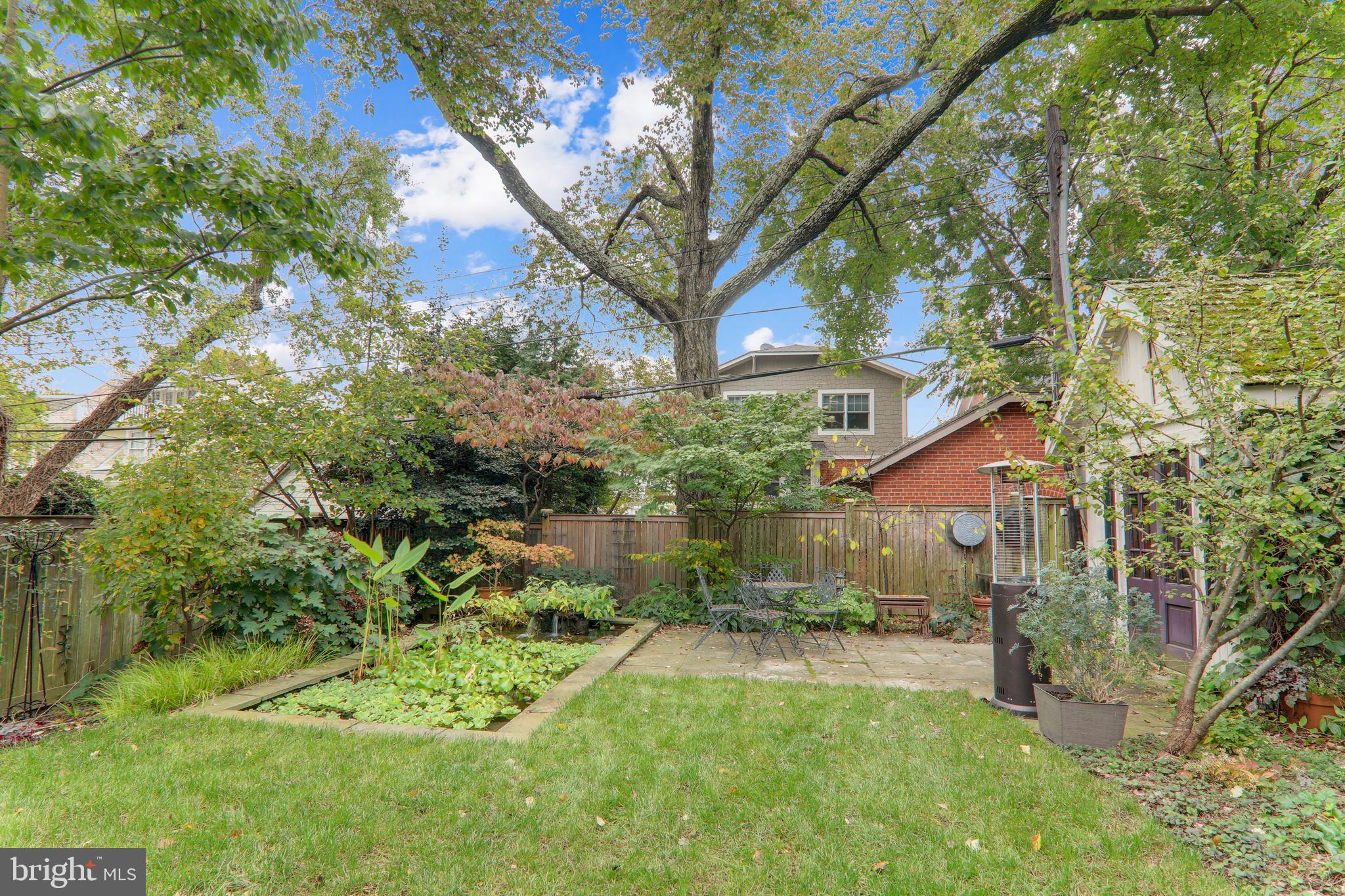 ROSEMONT - Residential