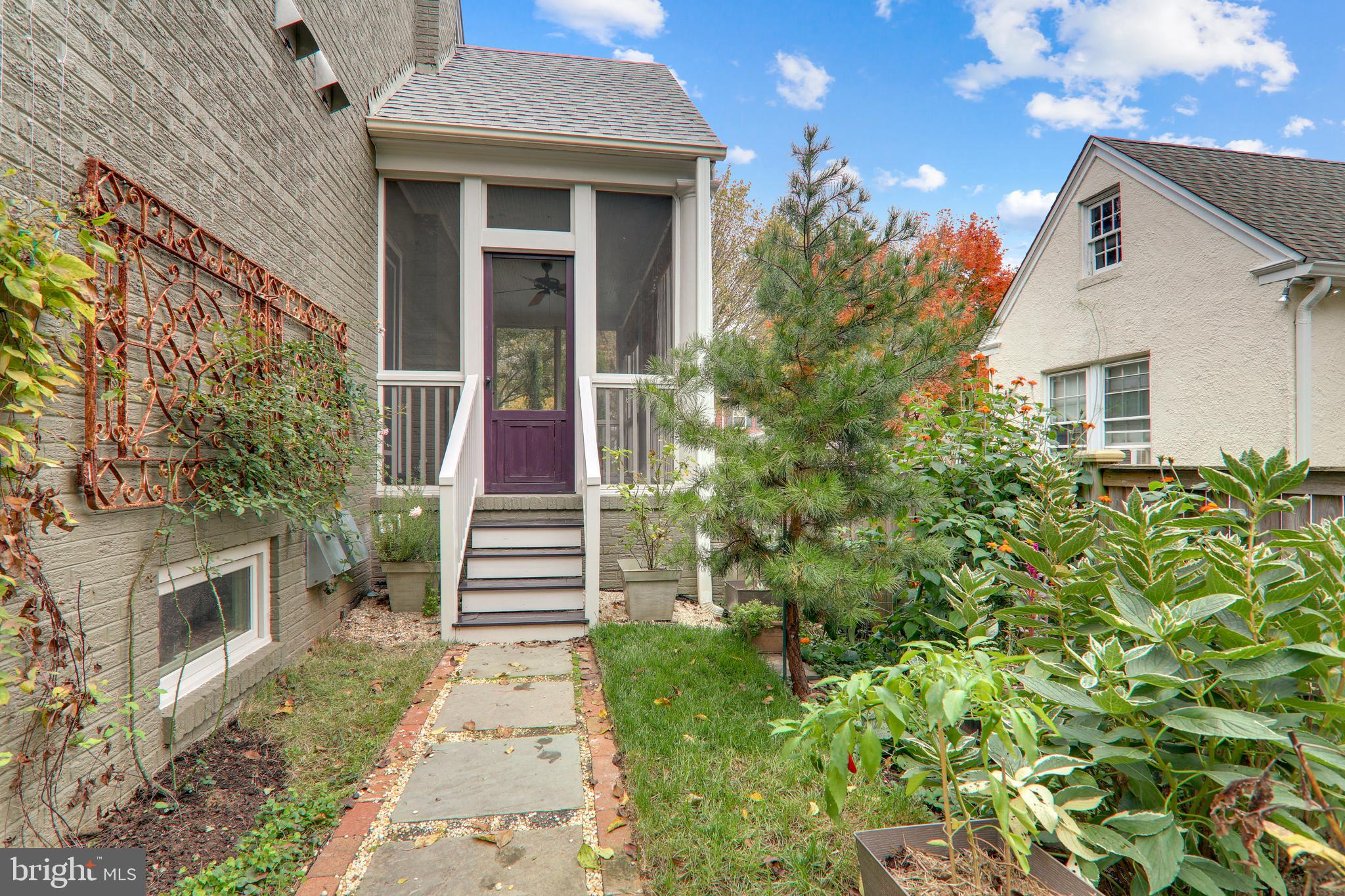 ROSEMONT - Residential