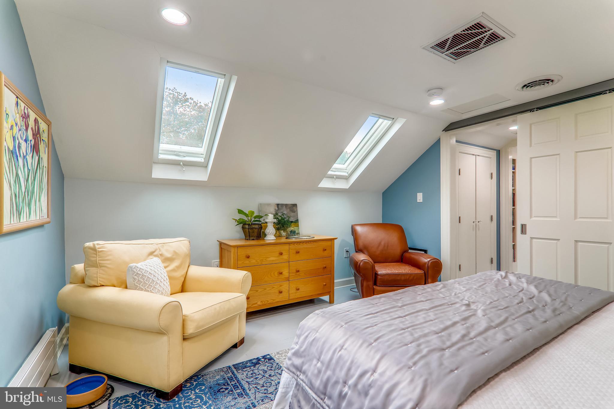 ROSEMONT - Residential