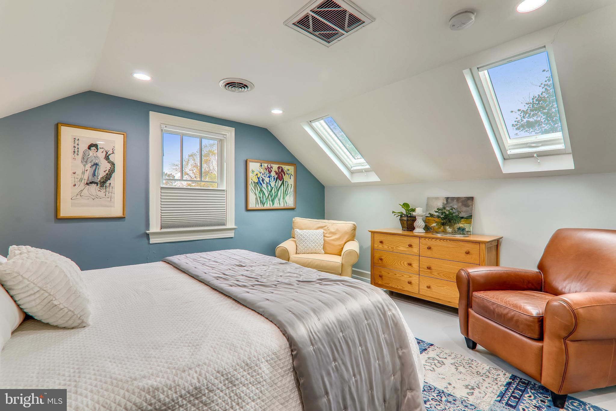 ROSEMONT - Residential