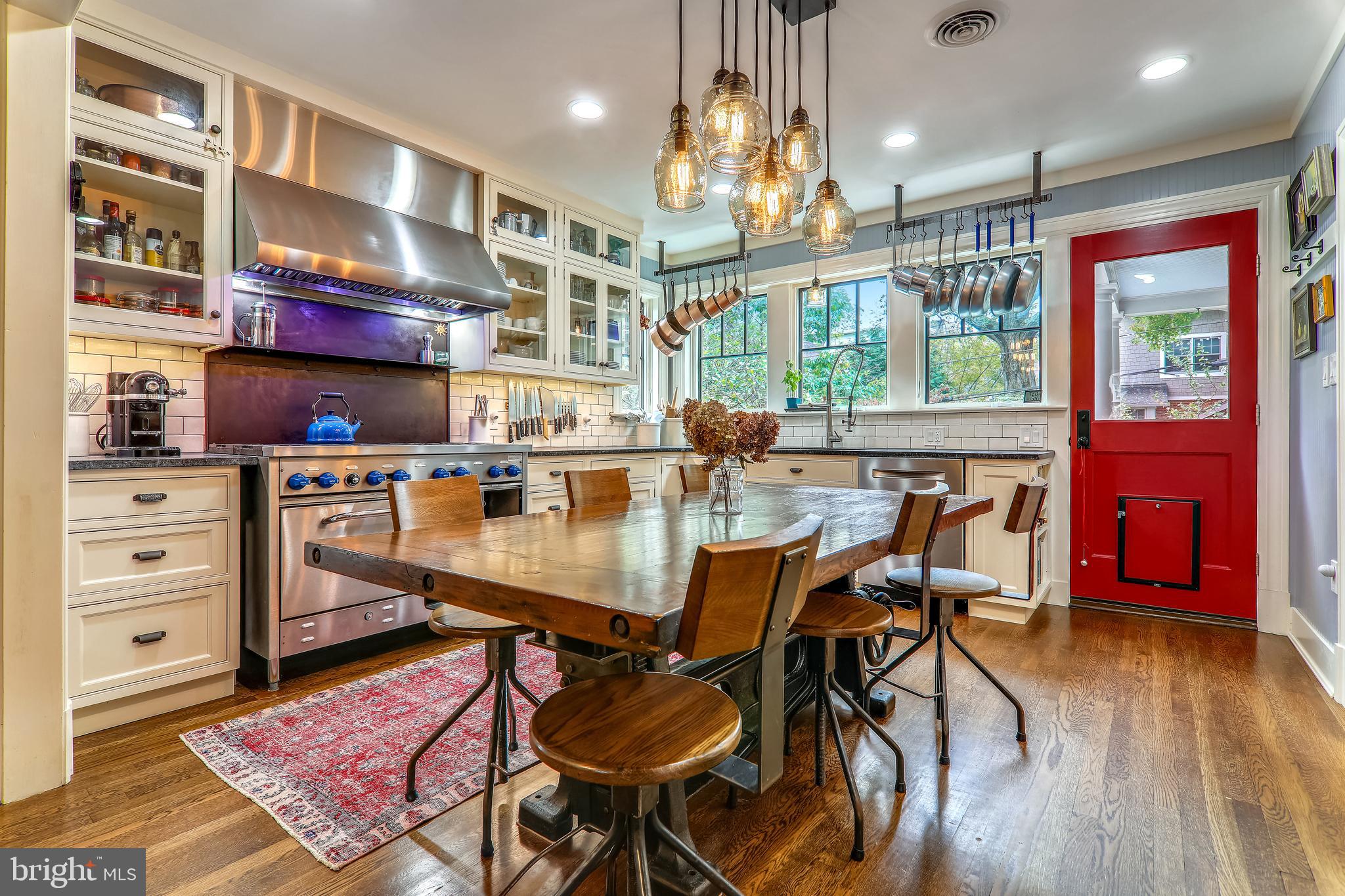 ROSEMONT - Residential