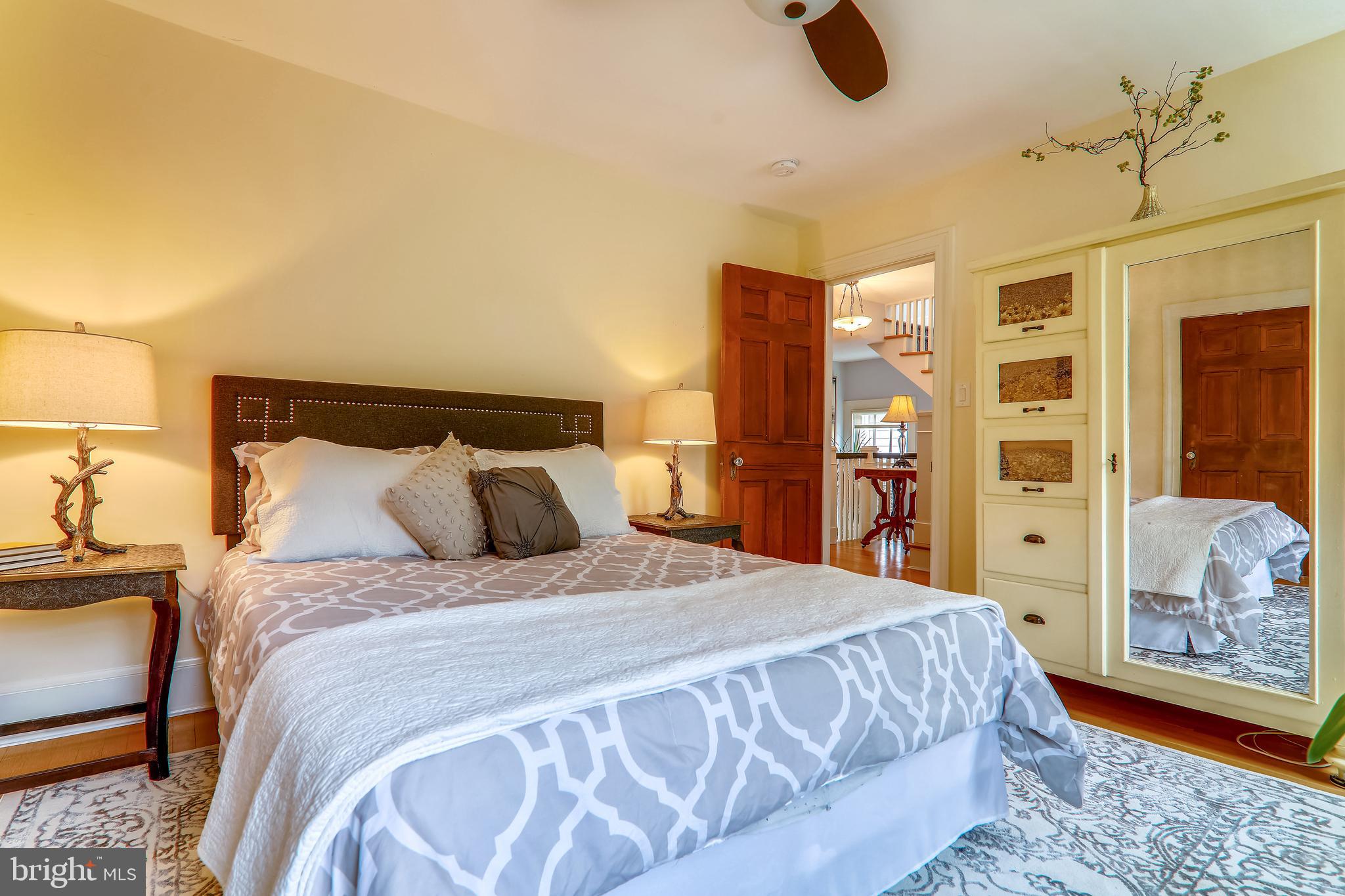 ROSEMONT - Residential