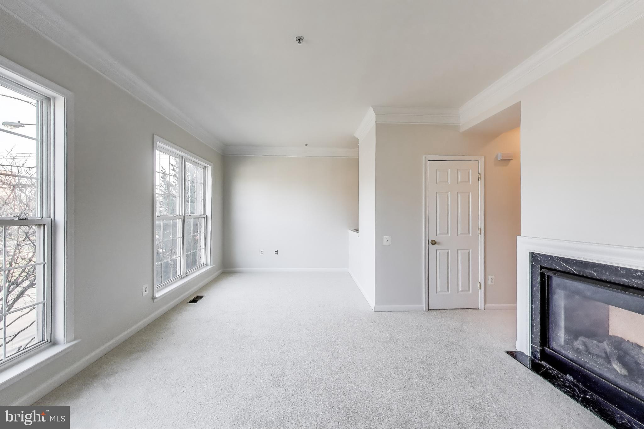 WHEATON HILLS - Residential