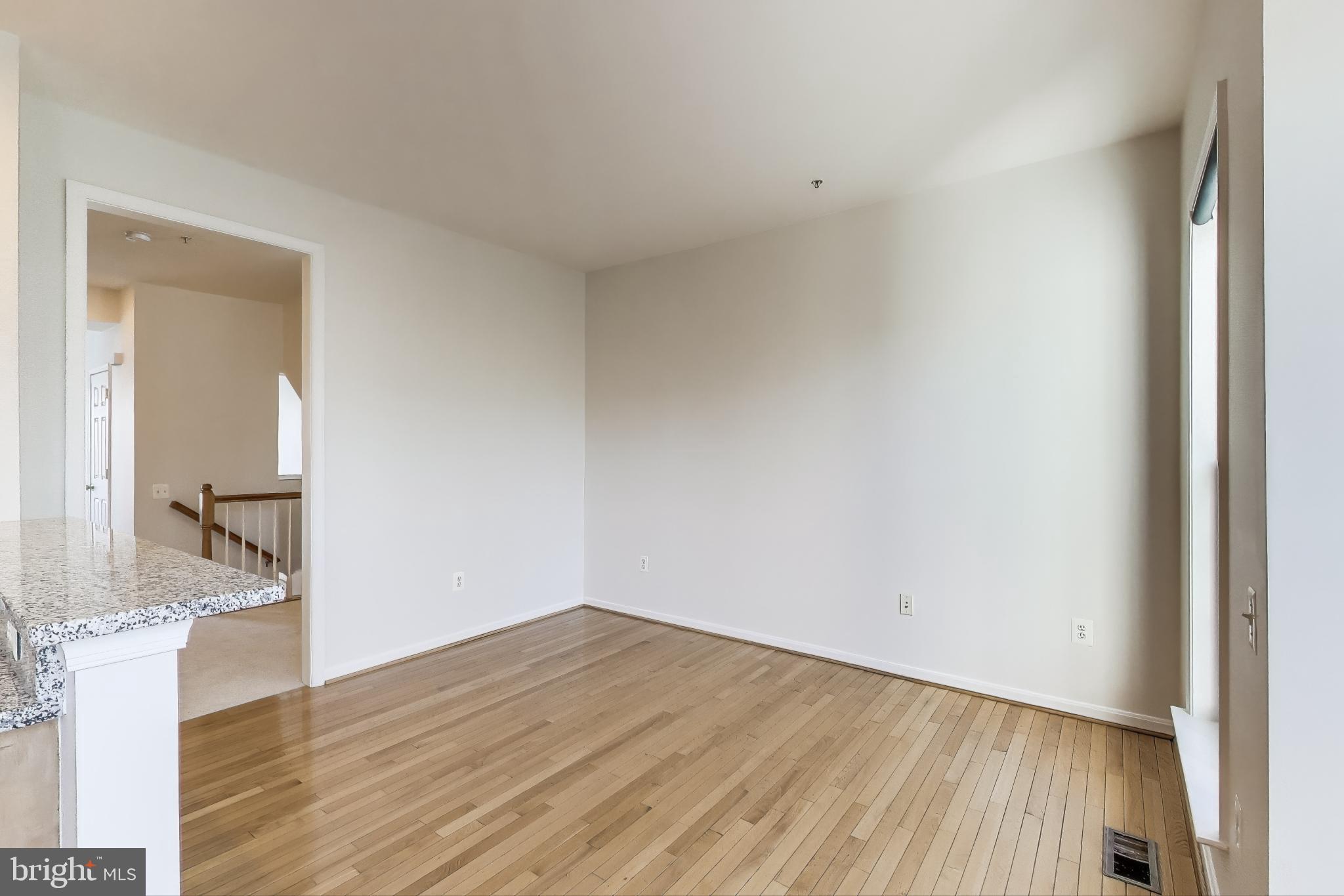 WHEATON HILLS - Residential