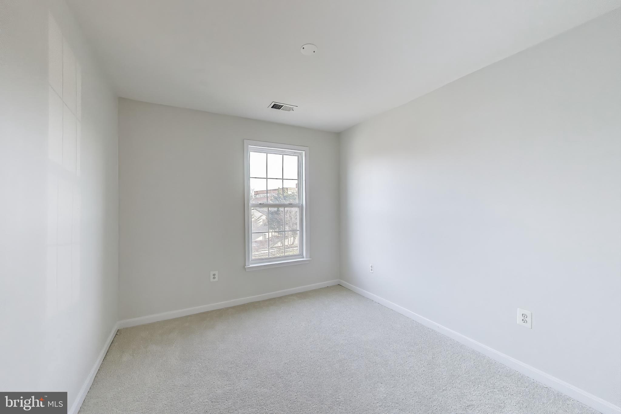 WHEATON HILLS - Residential