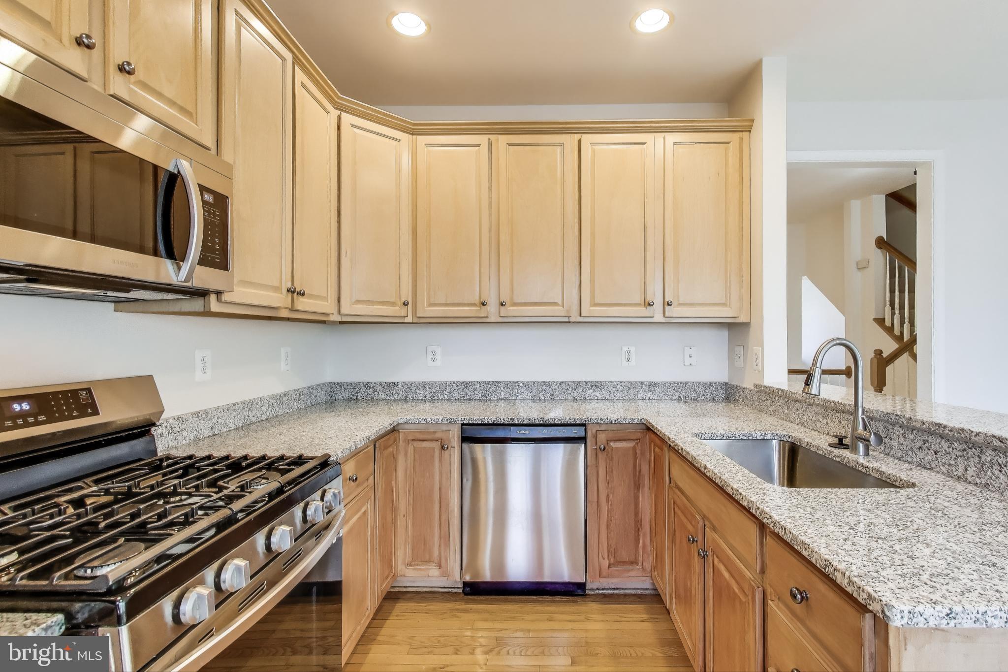 WHEATON HILLS - Residential