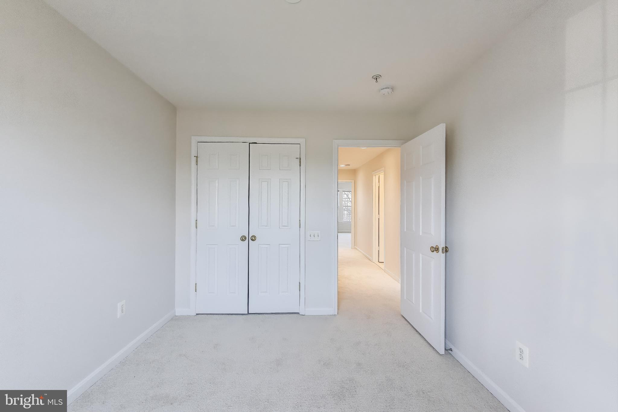 WHEATON HILLS - Residential