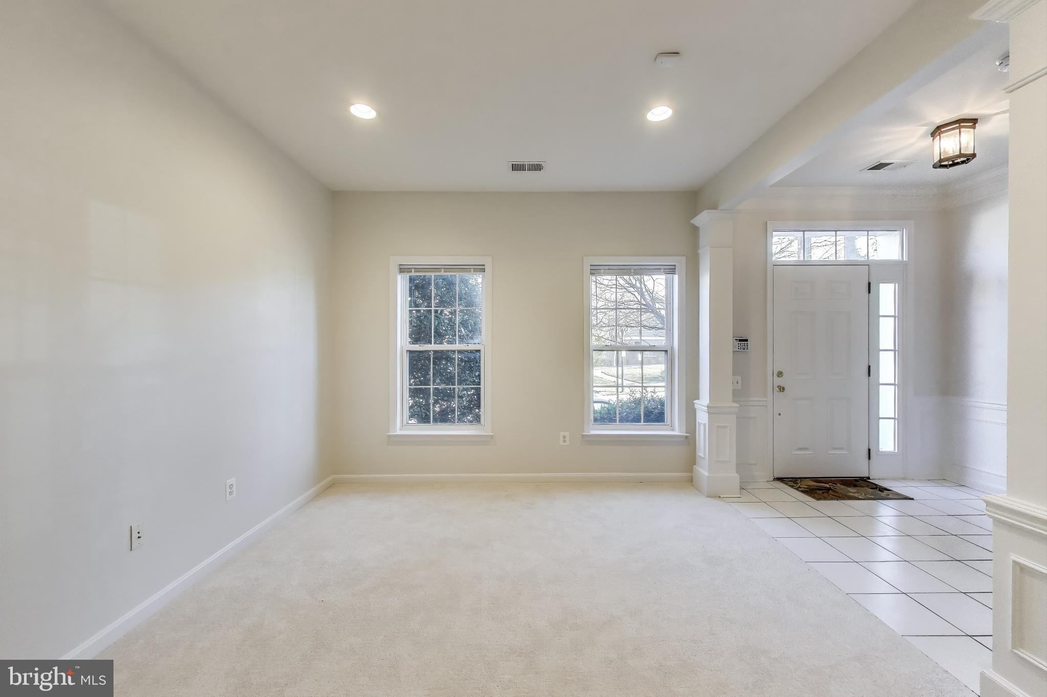 WHEATON HILLS - Residential