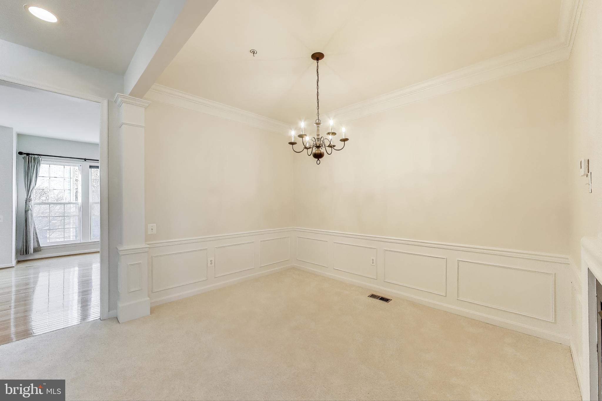 WHEATON HILLS - Residential