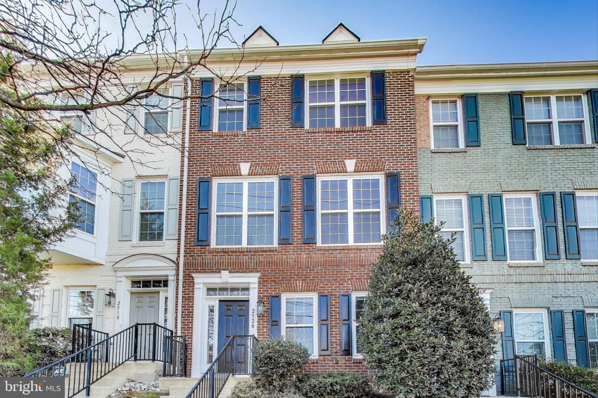 WHEATON HILLS - Residential