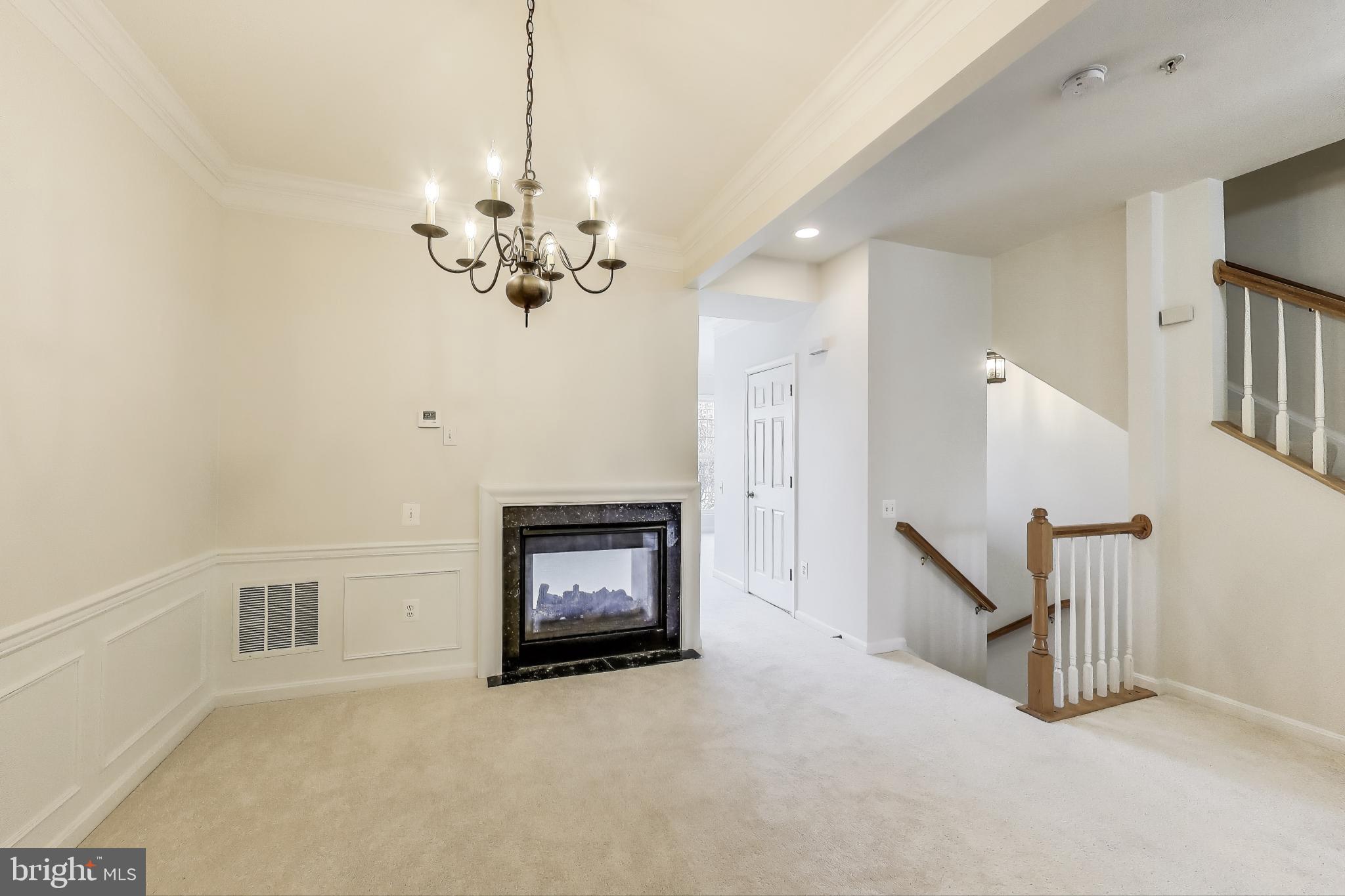 WHEATON HILLS - Residential