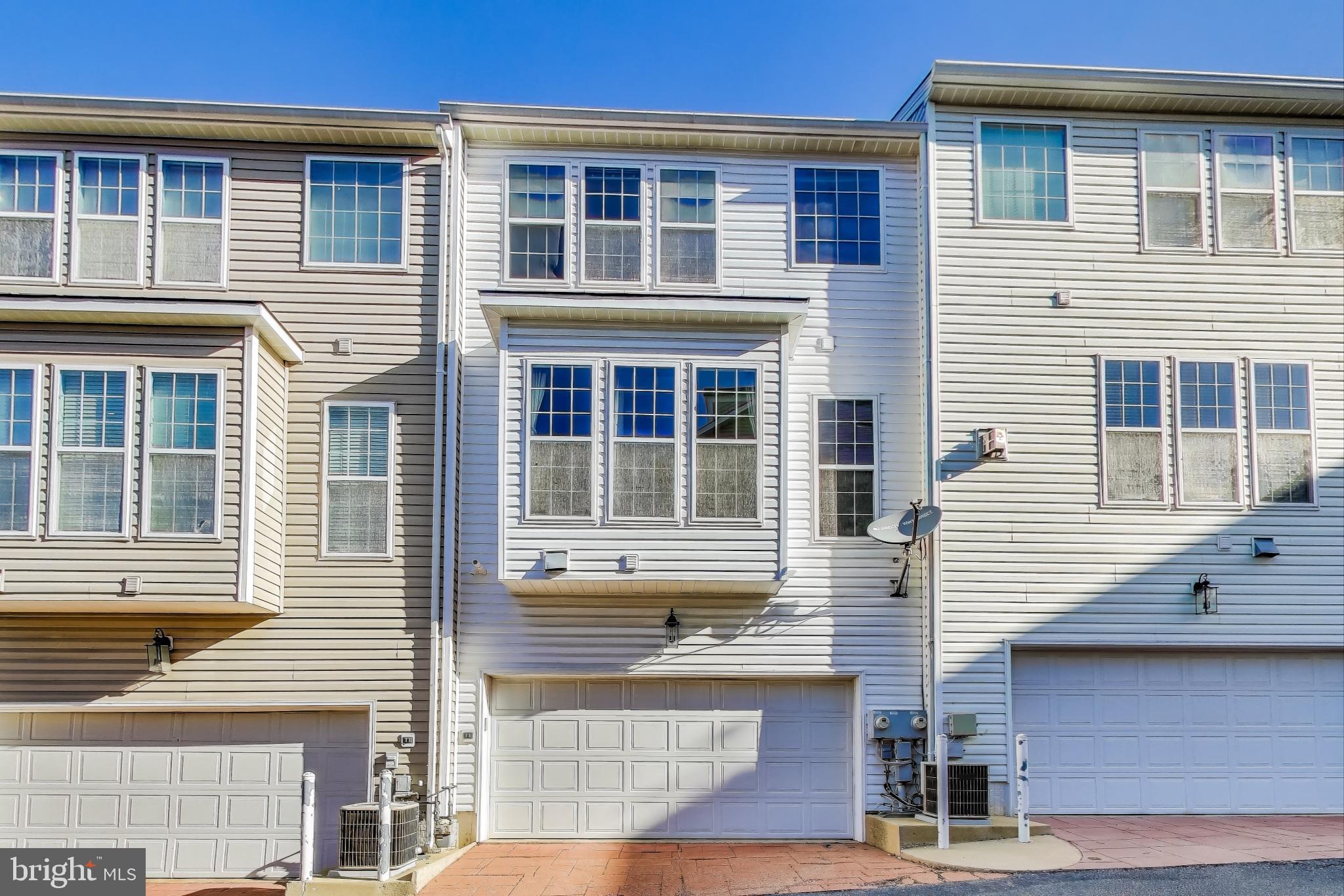 WHEATON HILLS - Residential