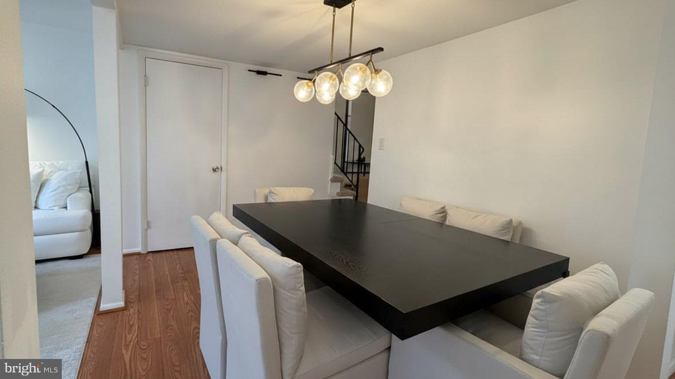 CROMWELL STATION - Residential Lease