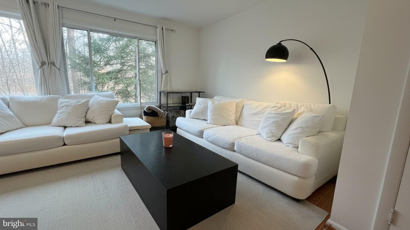 CROMWELL STATION - Residential Lease