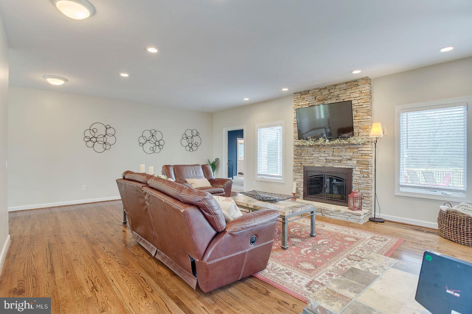 MORRISVILLE - Residential