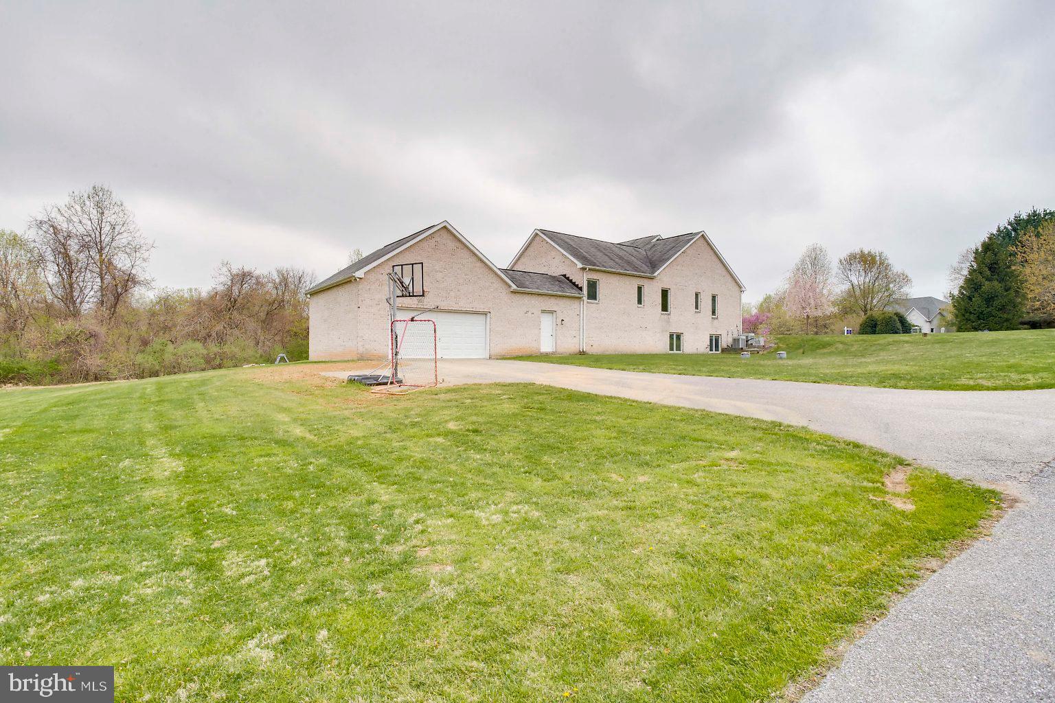 MORRISVILLE - Residential