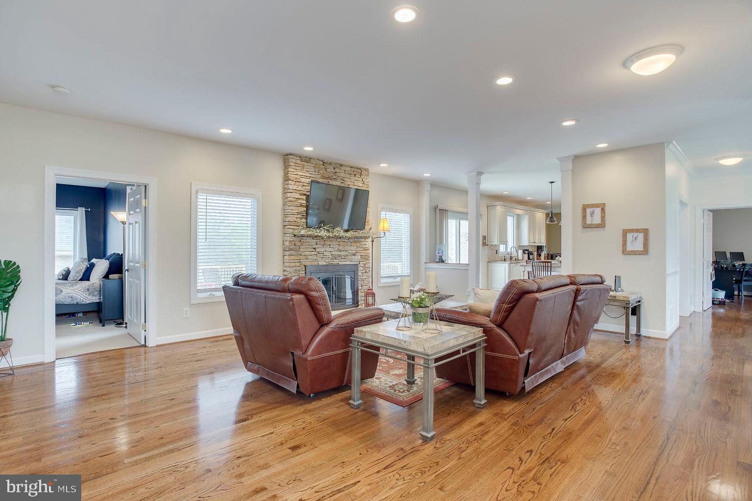 MORRISVILLE - Residential