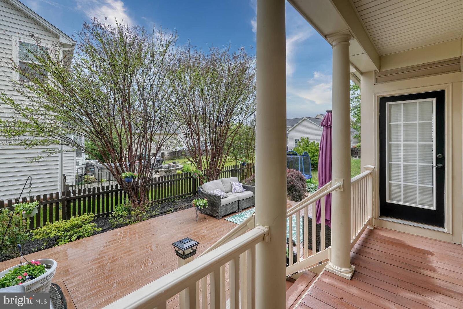 ADAMSTOWN COMMONS - Residential