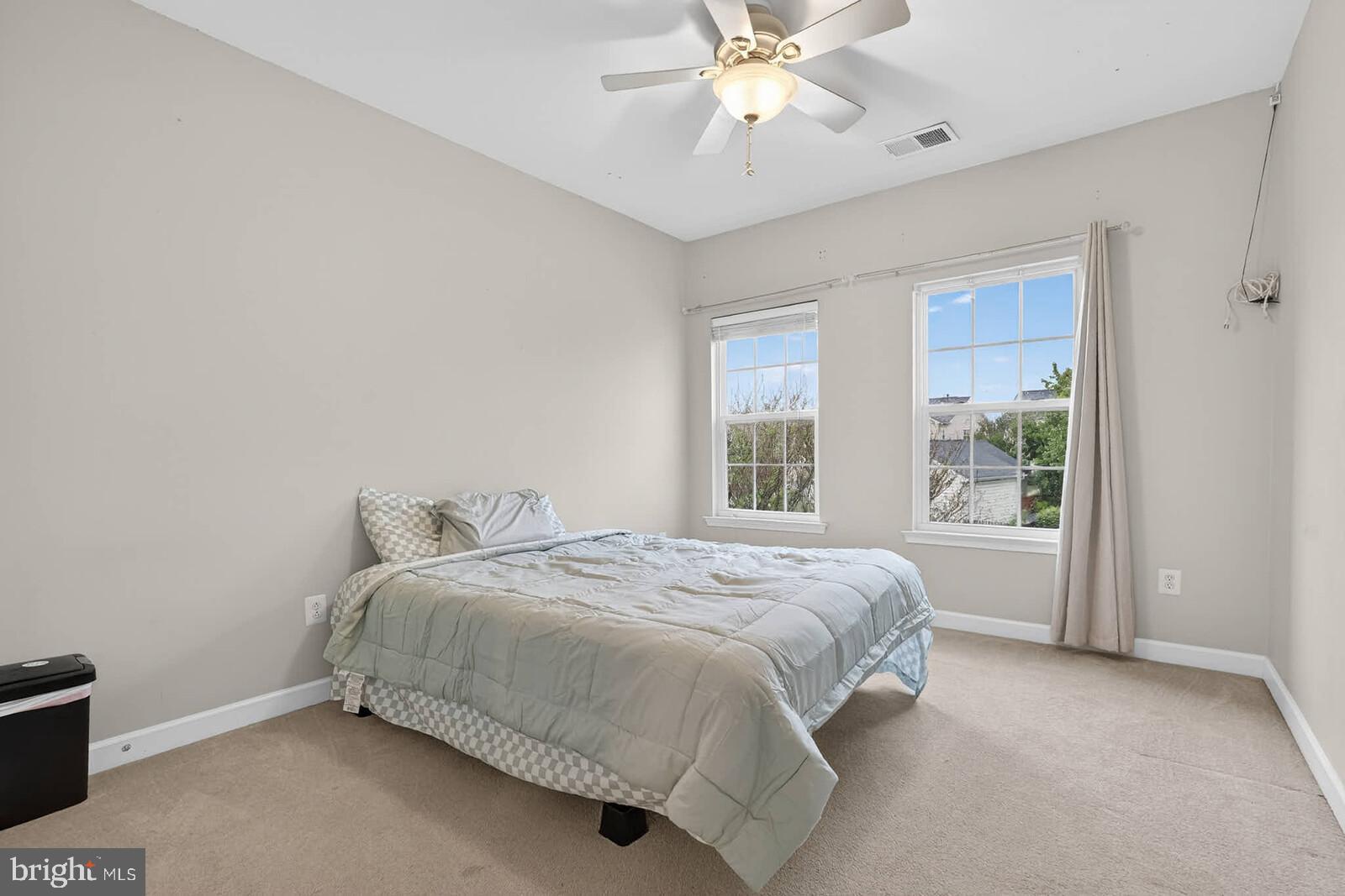 ADAMSTOWN COMMONS - Residential