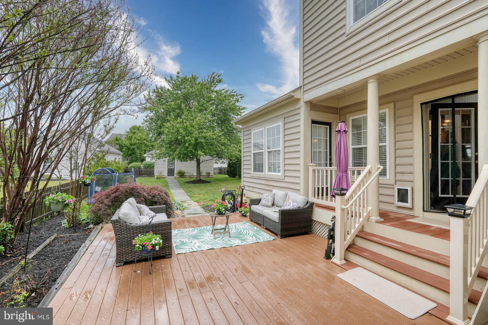 ADAMSTOWN COMMONS - Residential
