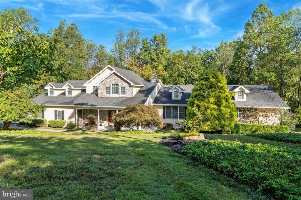 Photo of 530 Woodhaven Road, WEST CHESTER, PA 19382 (MLS # PACT2111116)