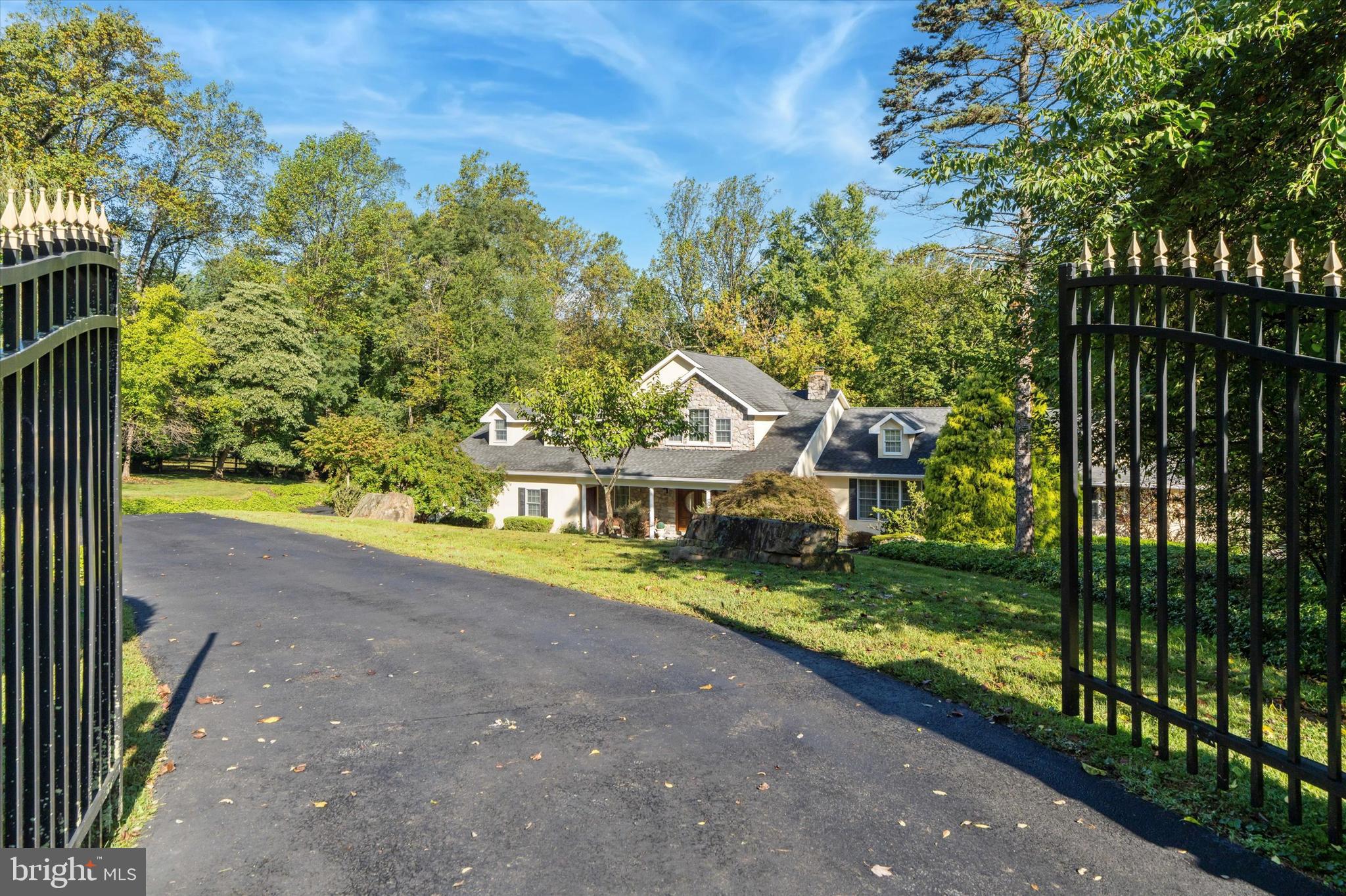 530 WOODHAVEN ROAD