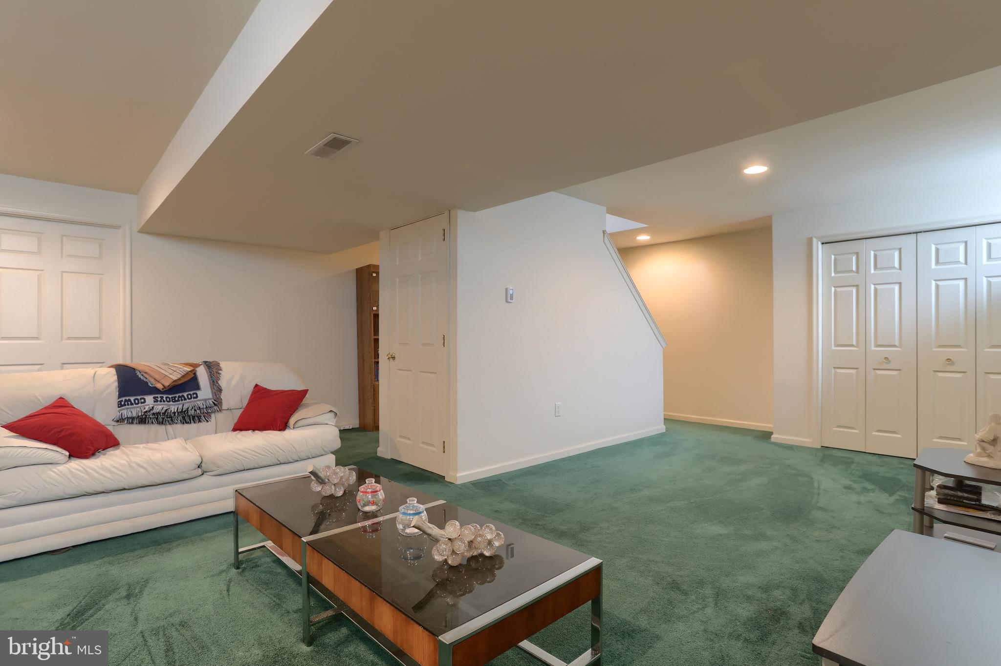 KING'S PLANTATION - Residential