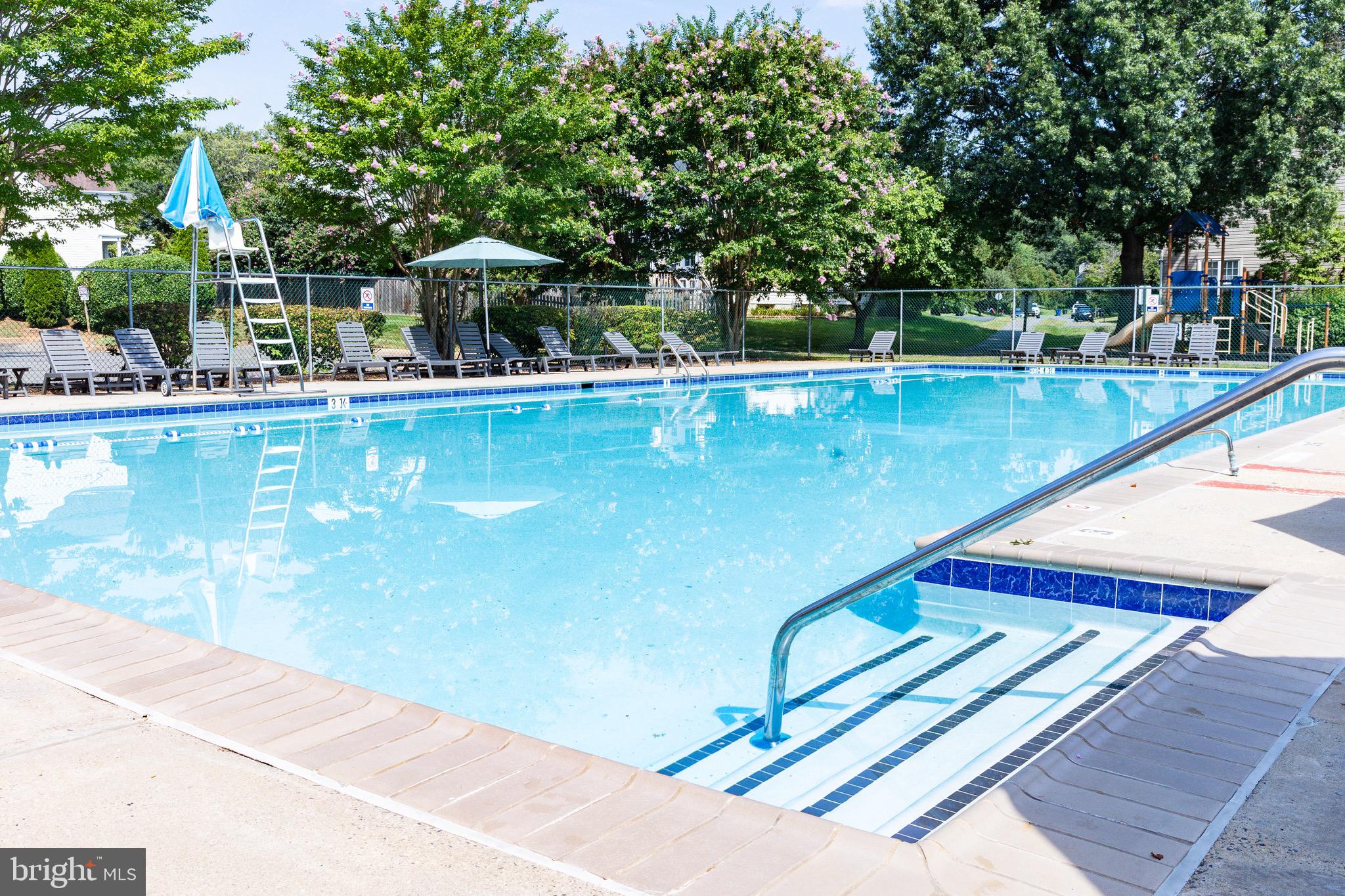 FOX RIDGE - Residential