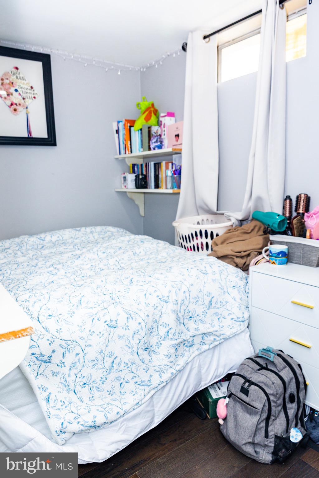 FOX RIDGE - Residential