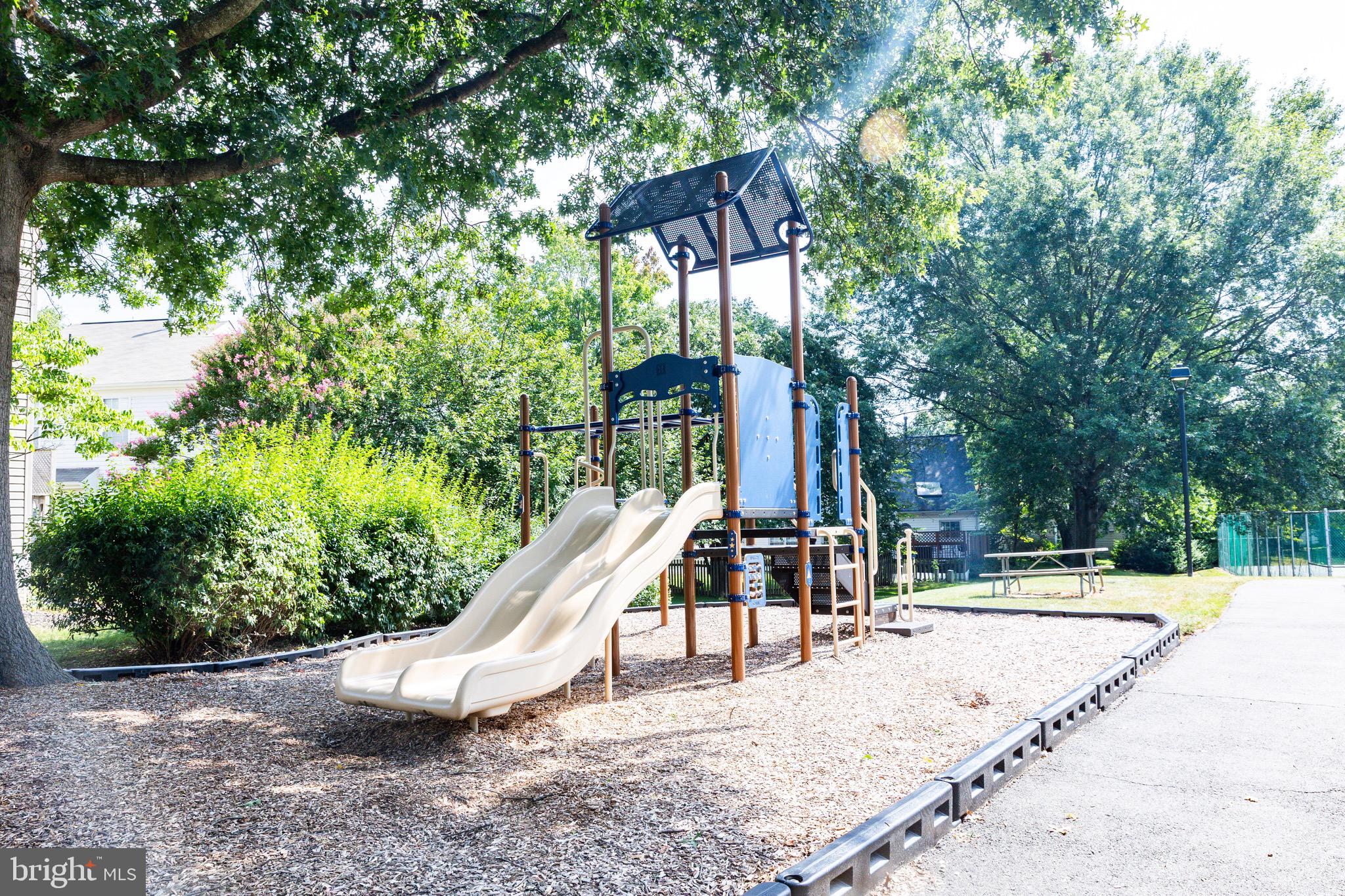 FOX RIDGE - Residential