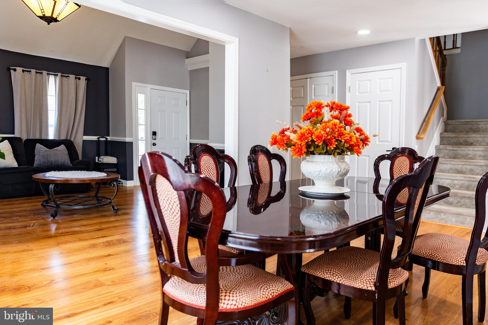 FOX RIDGE - Residential