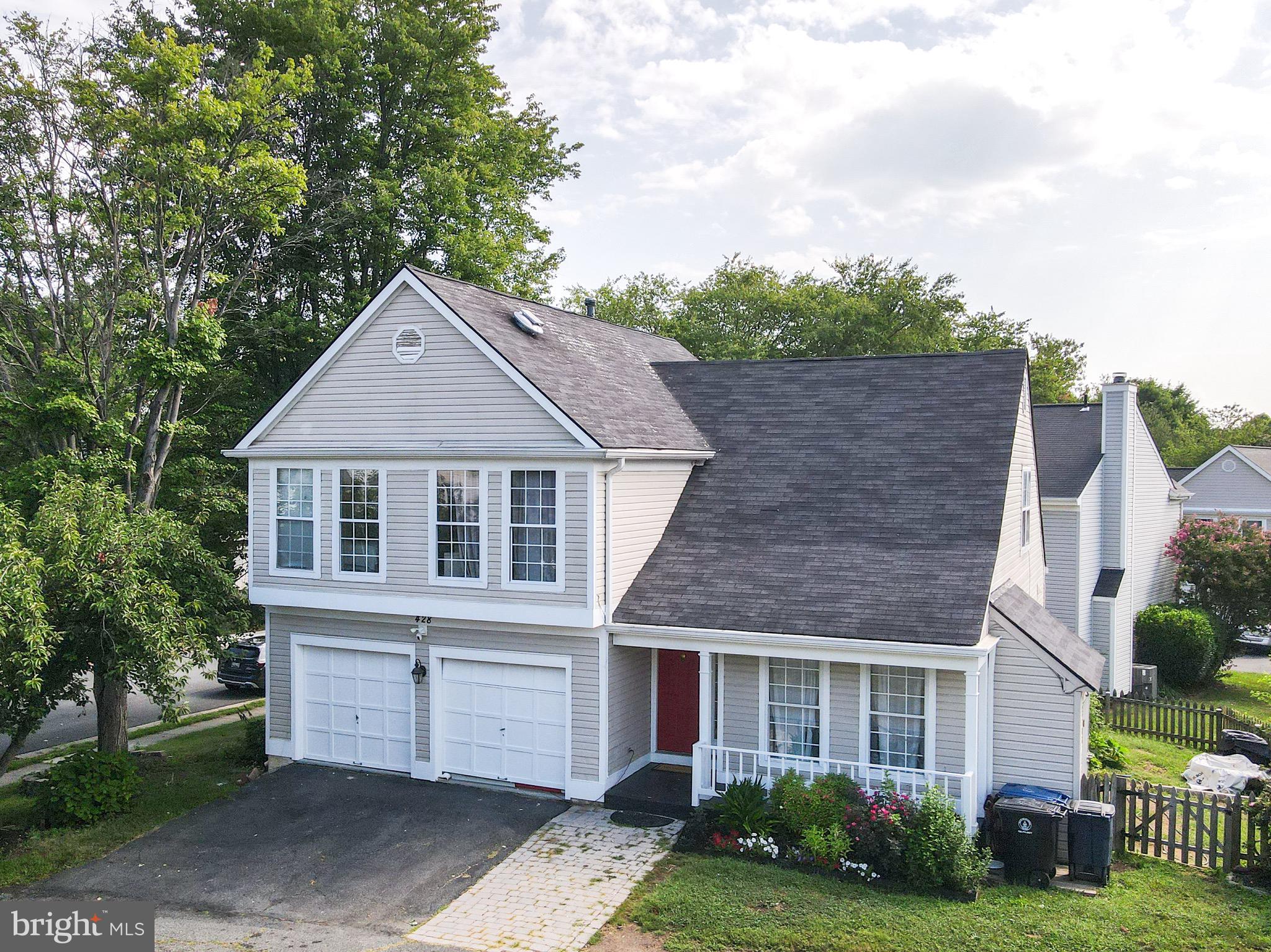 FOX RIDGE - Residential