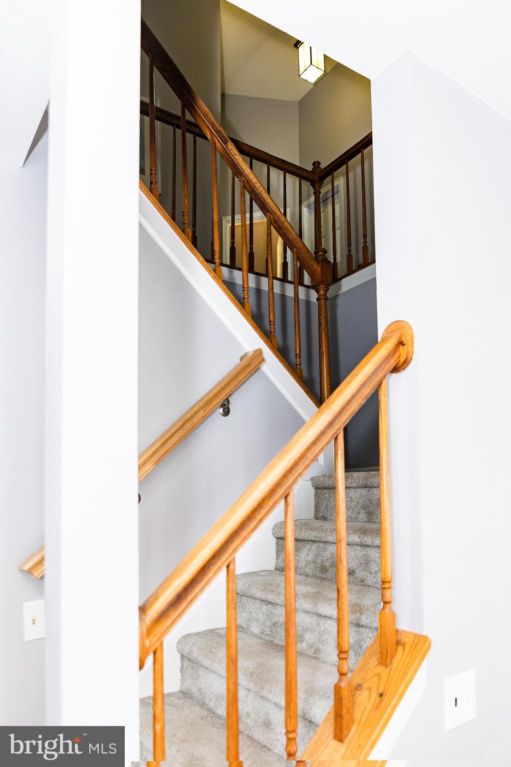 FOX RIDGE - Residential