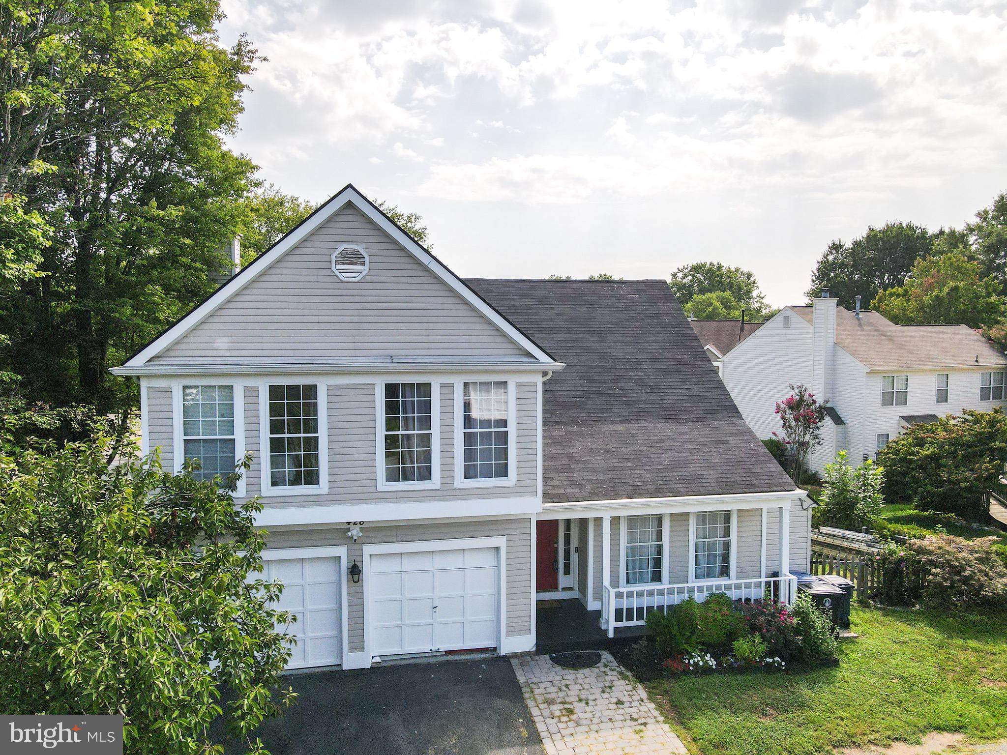 FOX RIDGE - Residential