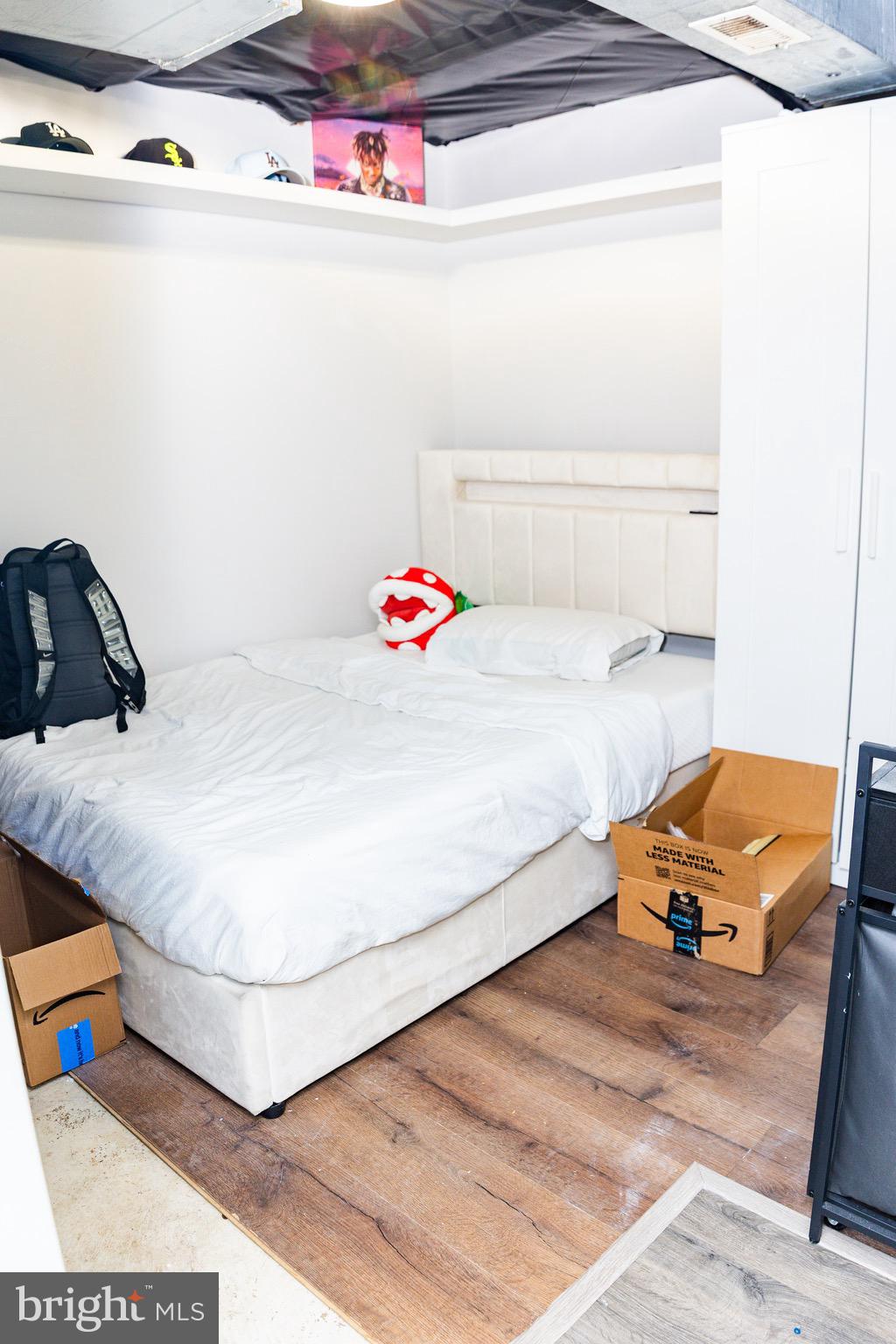 FOX RIDGE - Residential