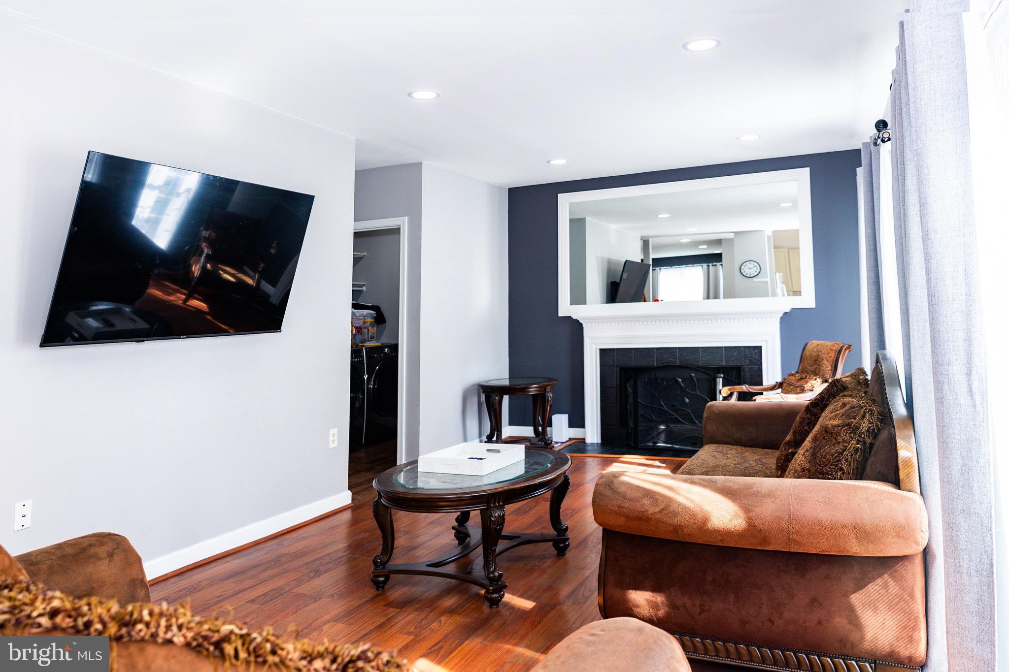 FOX RIDGE - Residential