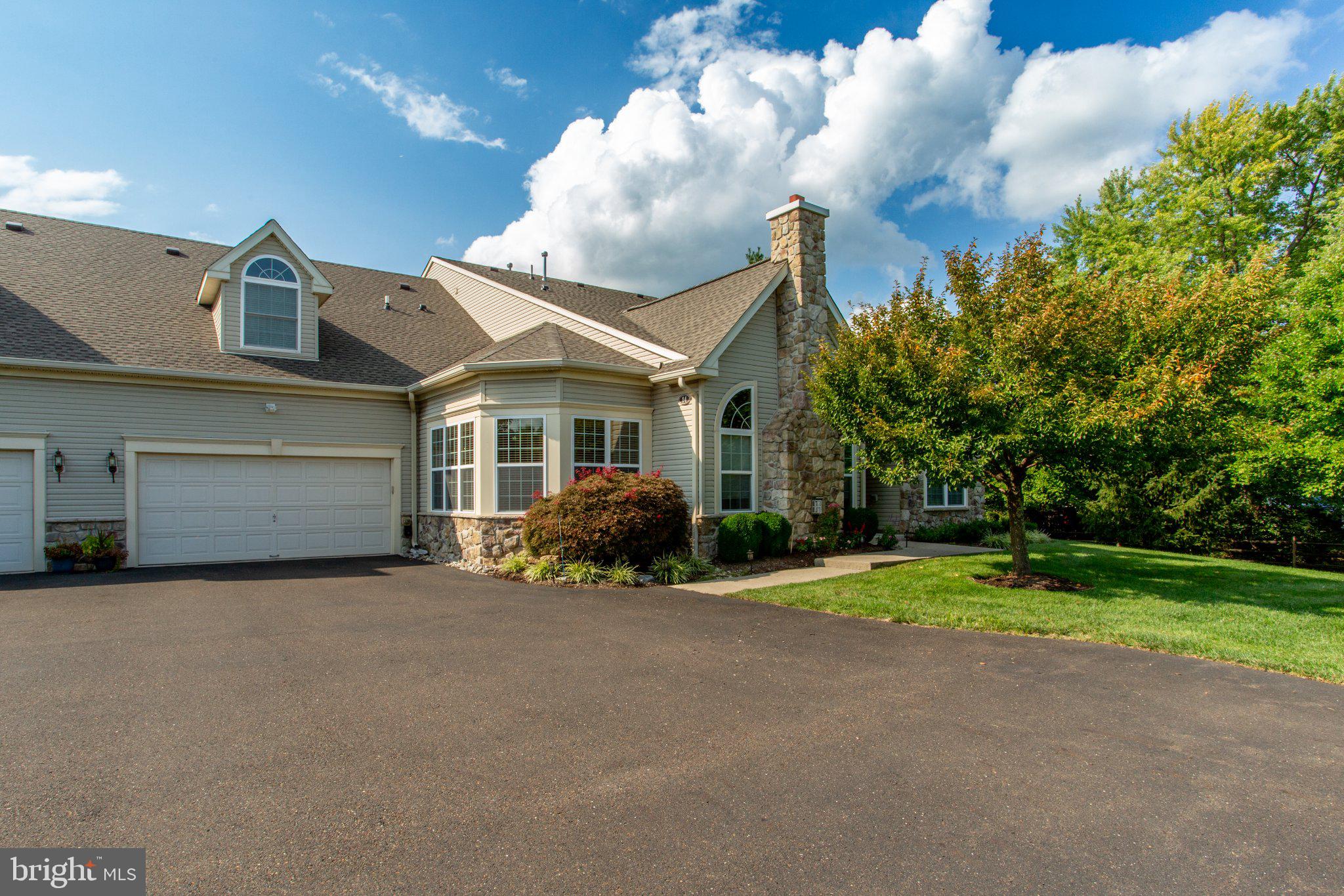 14 FIVE PONDS CIRCLE