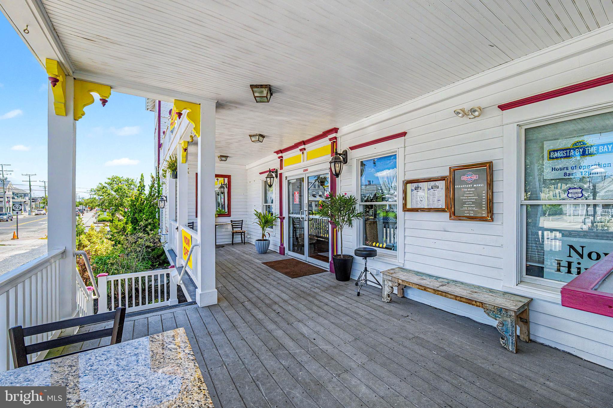 800 BAY AVENUE