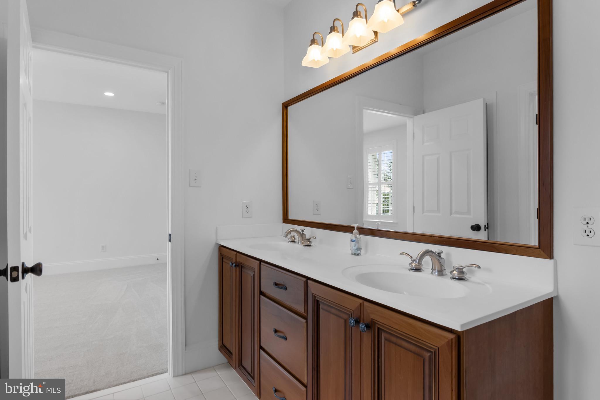 SAGE HILL - Residential