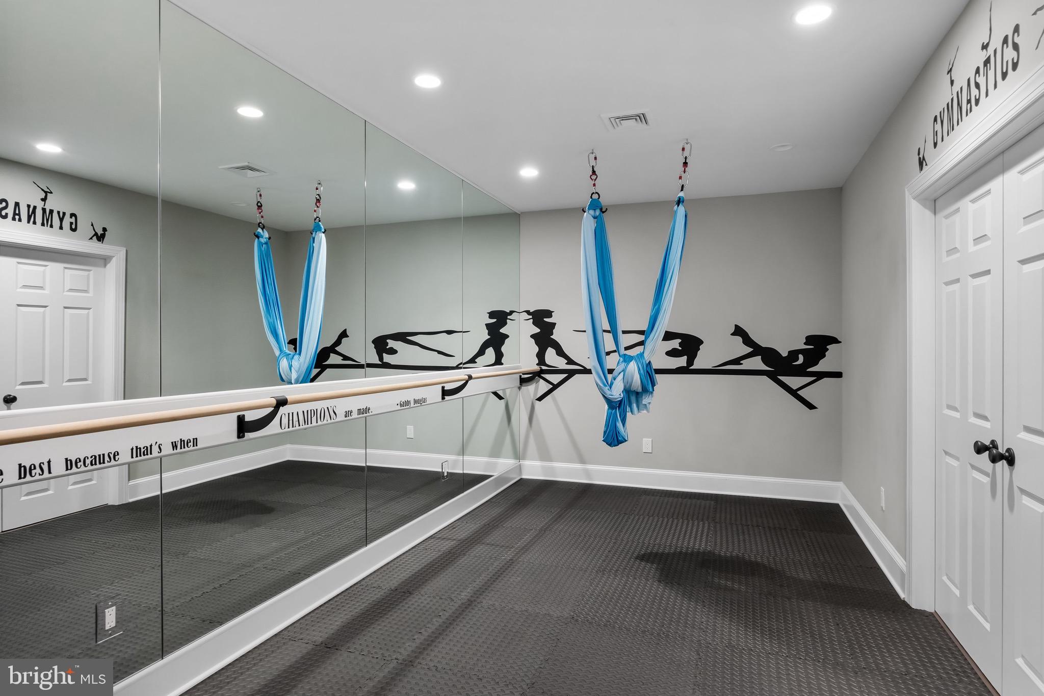 SAGE HILL - Residential