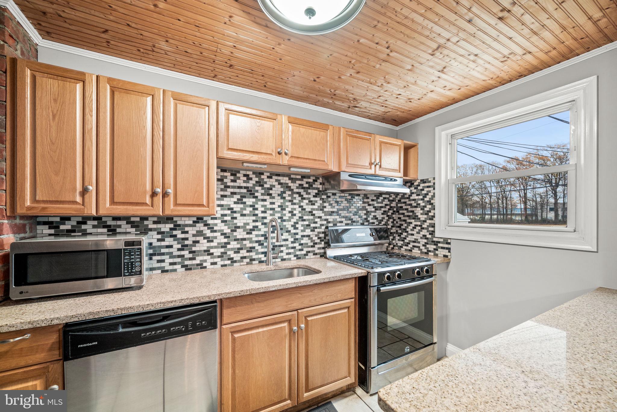 WESTINGHOUSE VLG - Residential