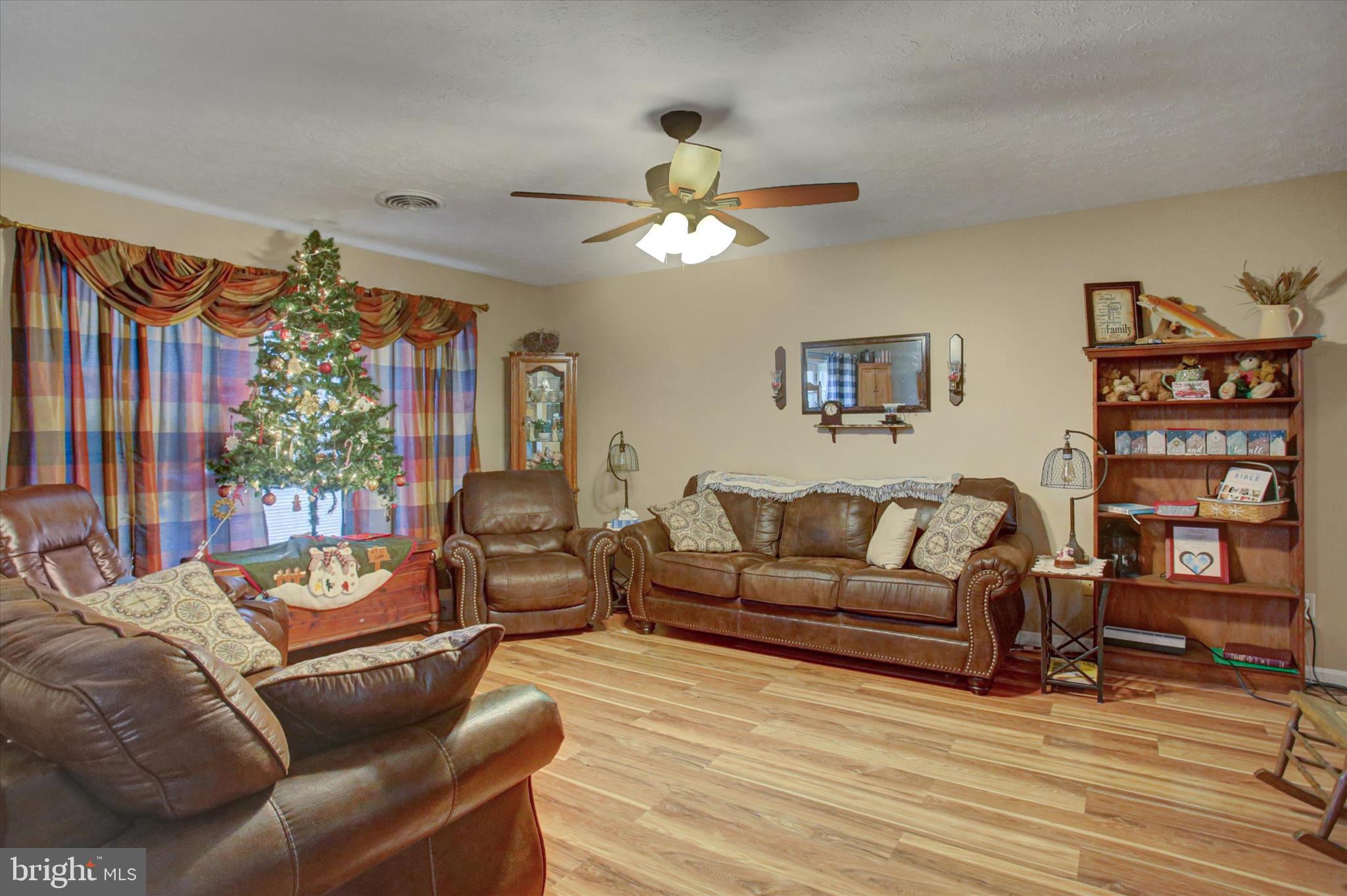 MAJESTIC COURT - Residential